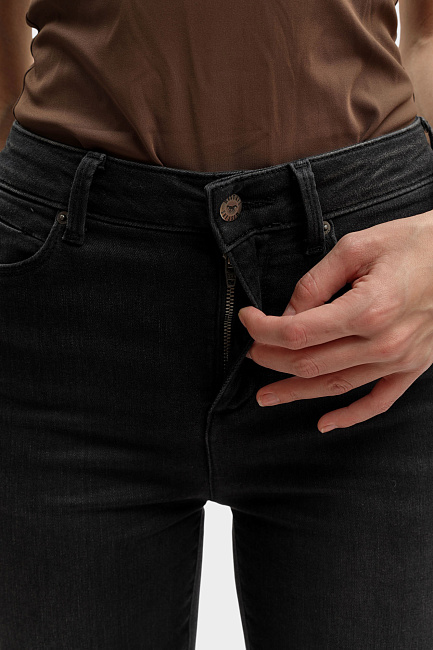 Джинсы Mustang