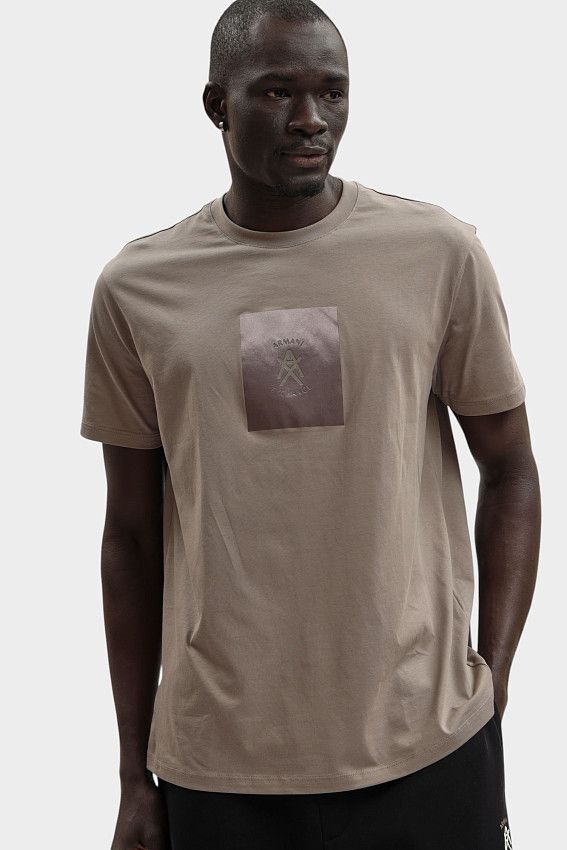 Футболка Armani Exchange Коричневый
