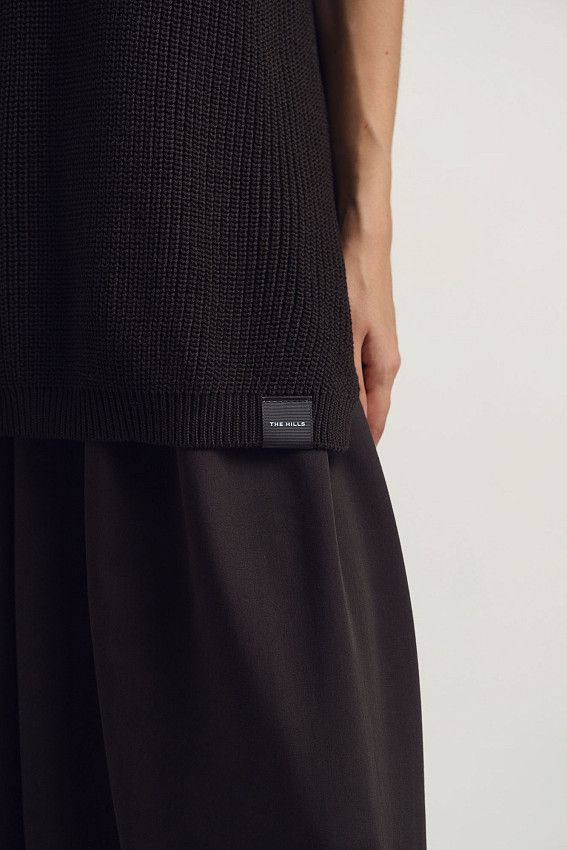 Жилет The Hills Черный