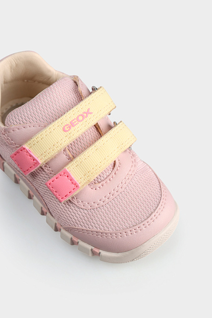 Кроссовки Geox