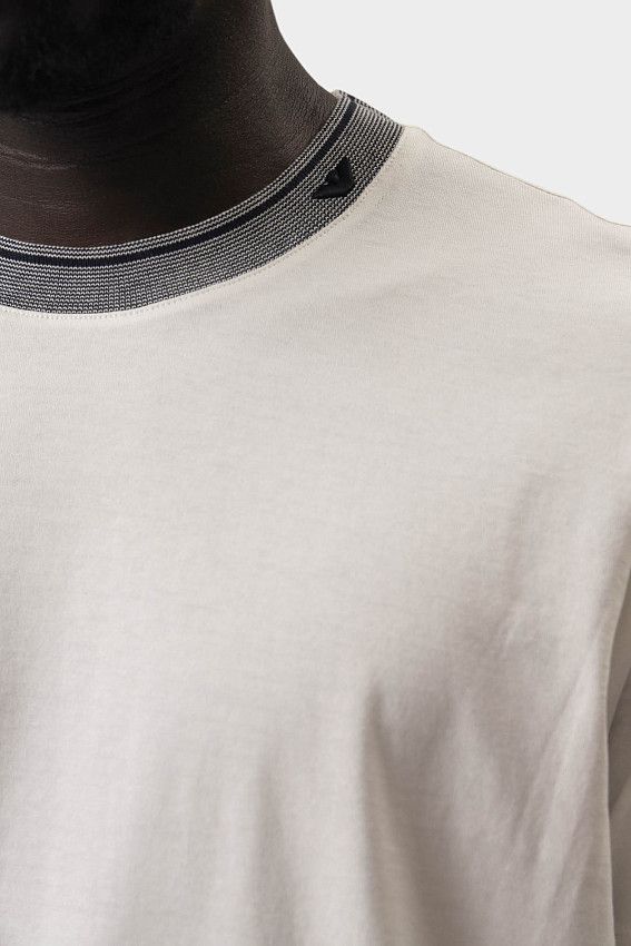 Футболка Emporio Armani Белый