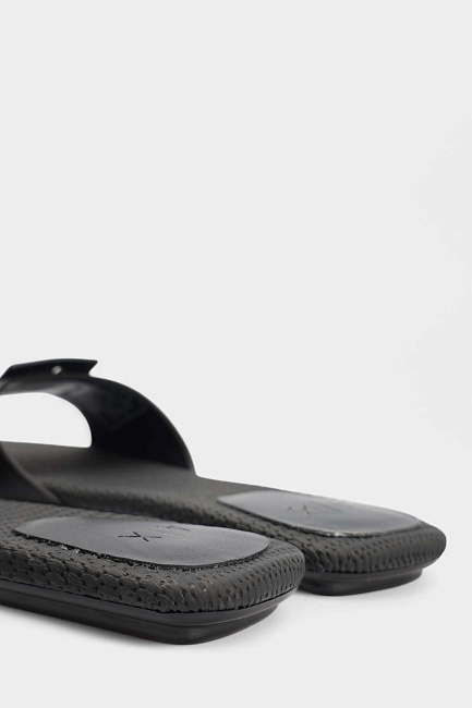 Шлепанцы Armani Exchange