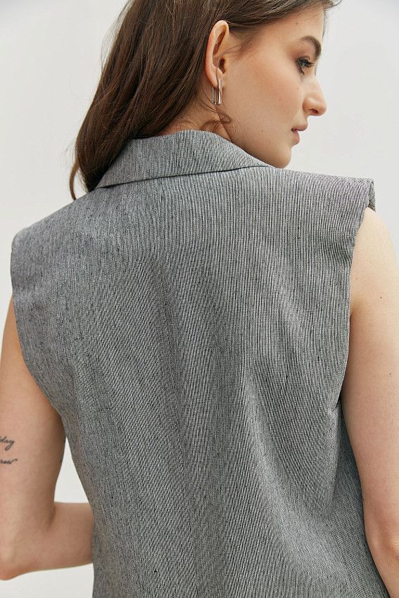 Жилет The Hills Серый