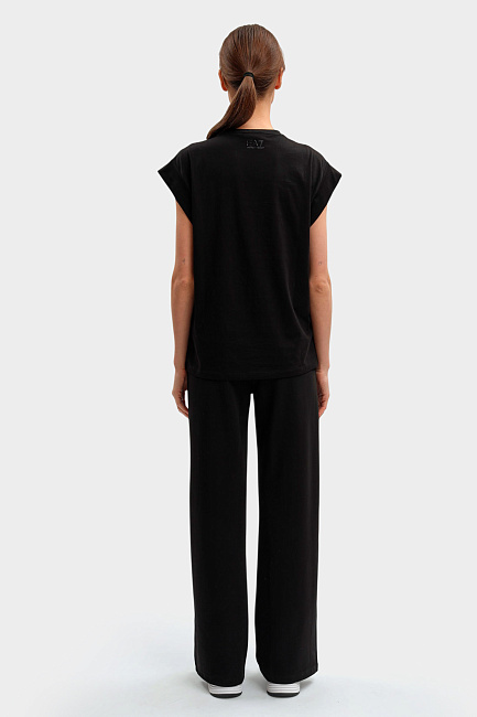 Футболка EA7