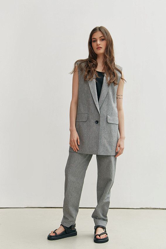 Жилет The Hills Серый