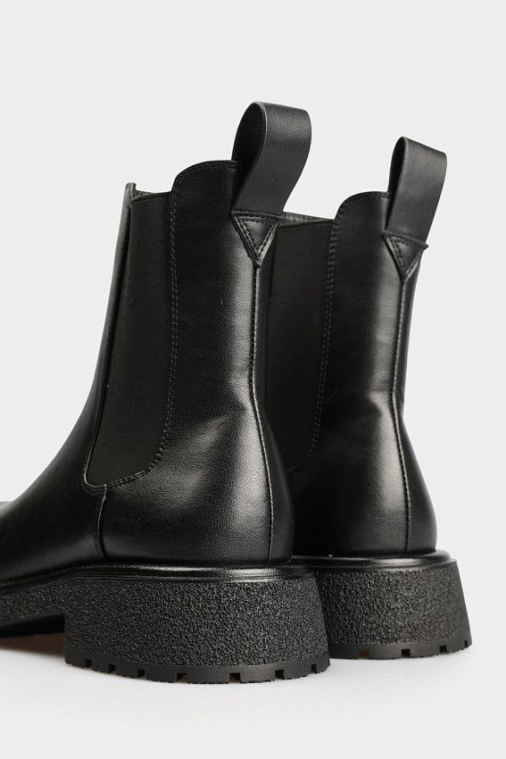 Челси Marc Cony