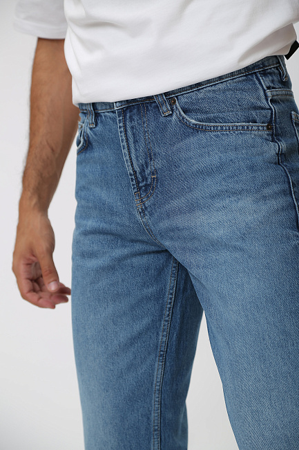 Джинсы Strellson