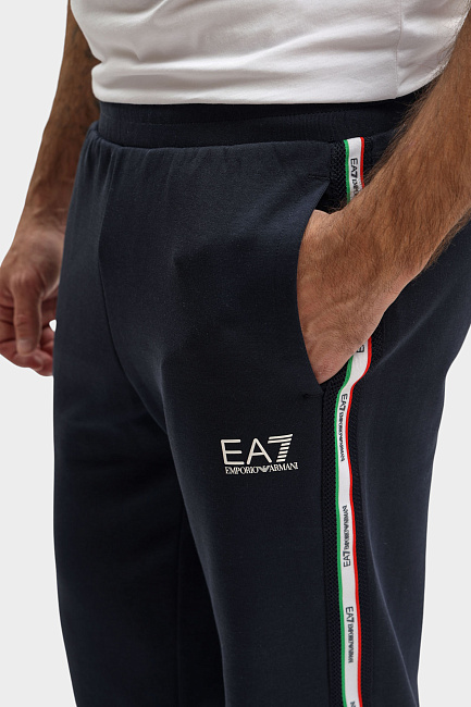 Костюм спортивный EA7