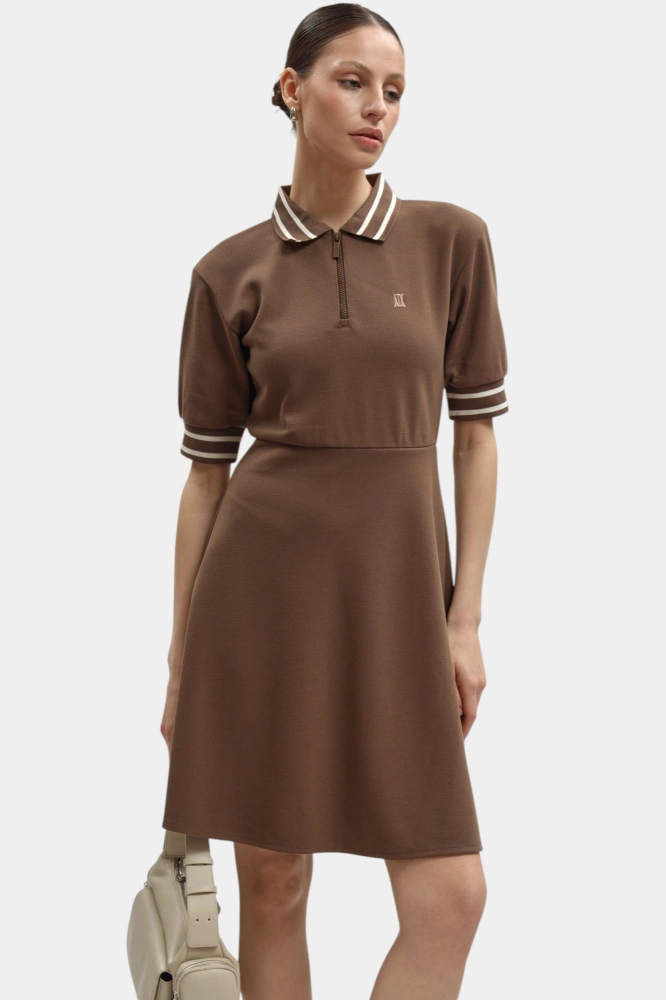 Платье Armani Exchange