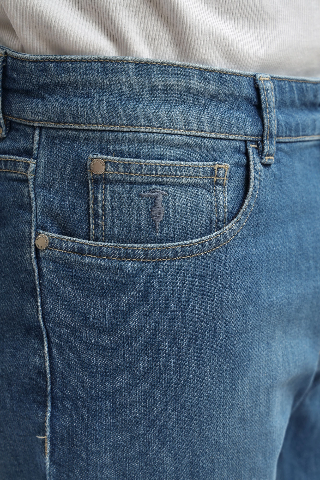 Джинсы Trussardi