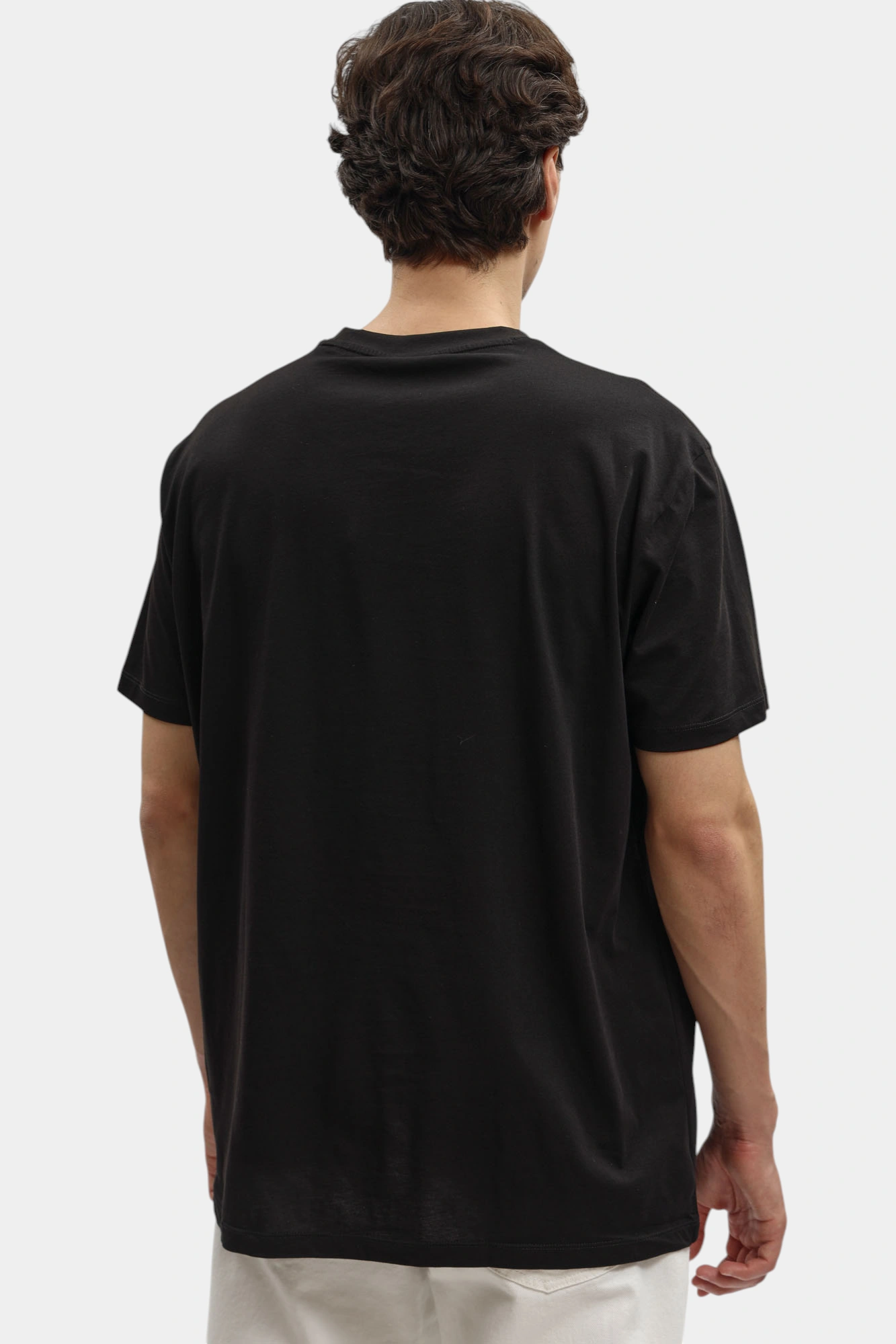 Футболка Armani Exchange Черный