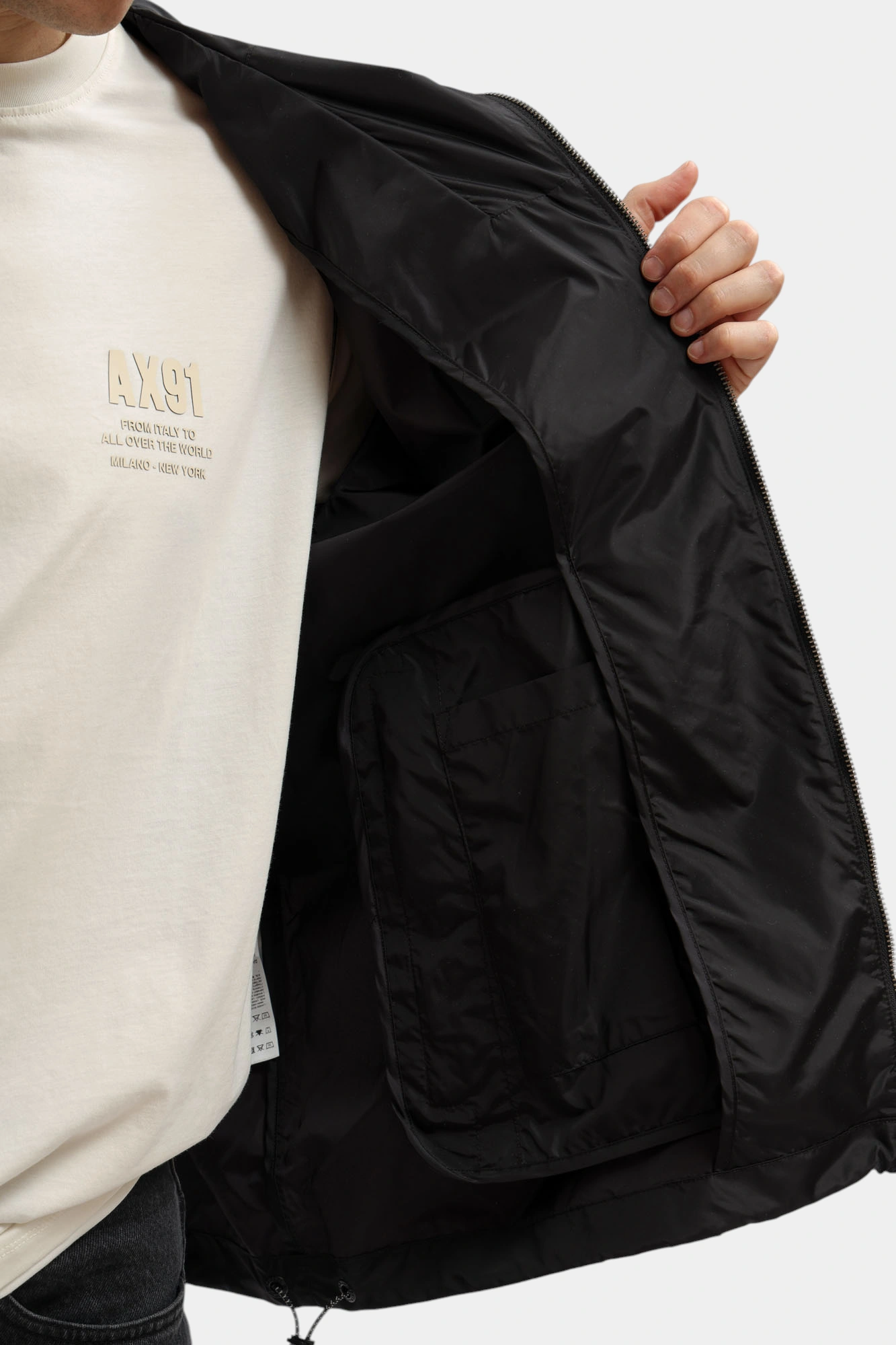 Ветровка Armani Exchange