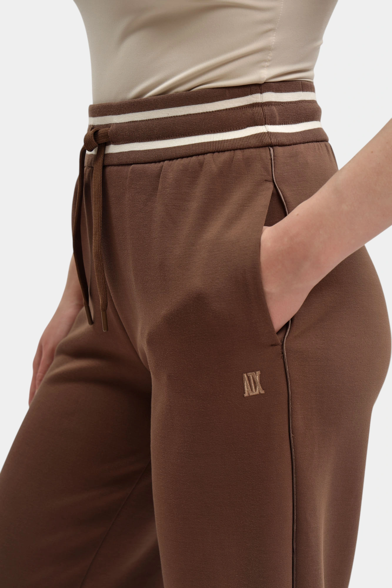 Брюки Armani Exchange